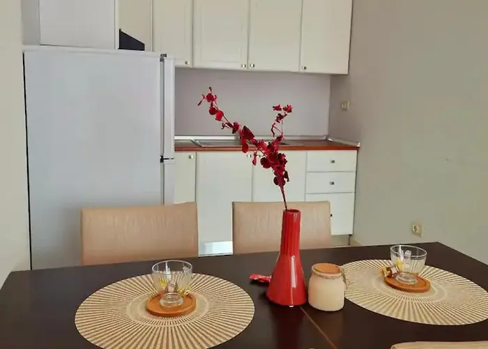 Sunshine Golem (Tirana)